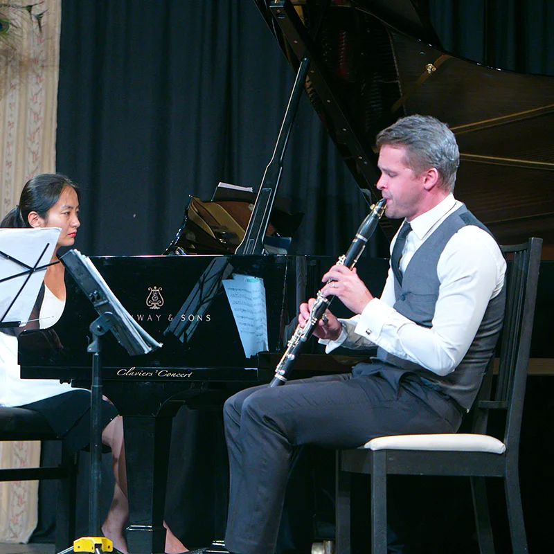 Concert clarinette et piano lors d'un mariage au Domaine de la Tour dans l'Hérault