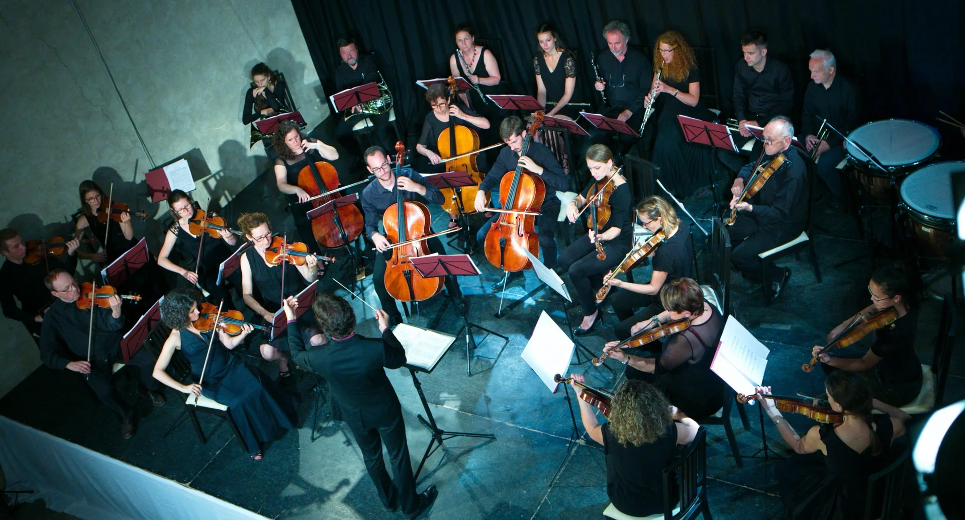 Concert d'orchestre de chambre au Domaine de la Tour en Hérault, animation musicale pour mariage