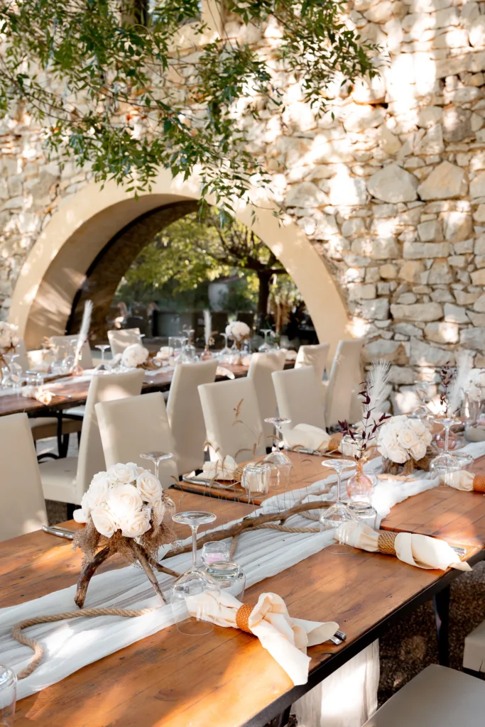 Auberge Gardoise - Salle - Lussan