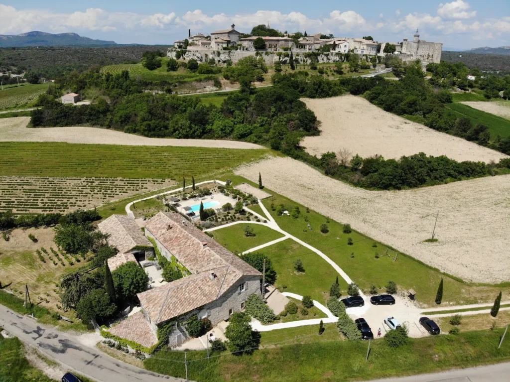 Bastide de Lussan - Vue aerienne - Lussan