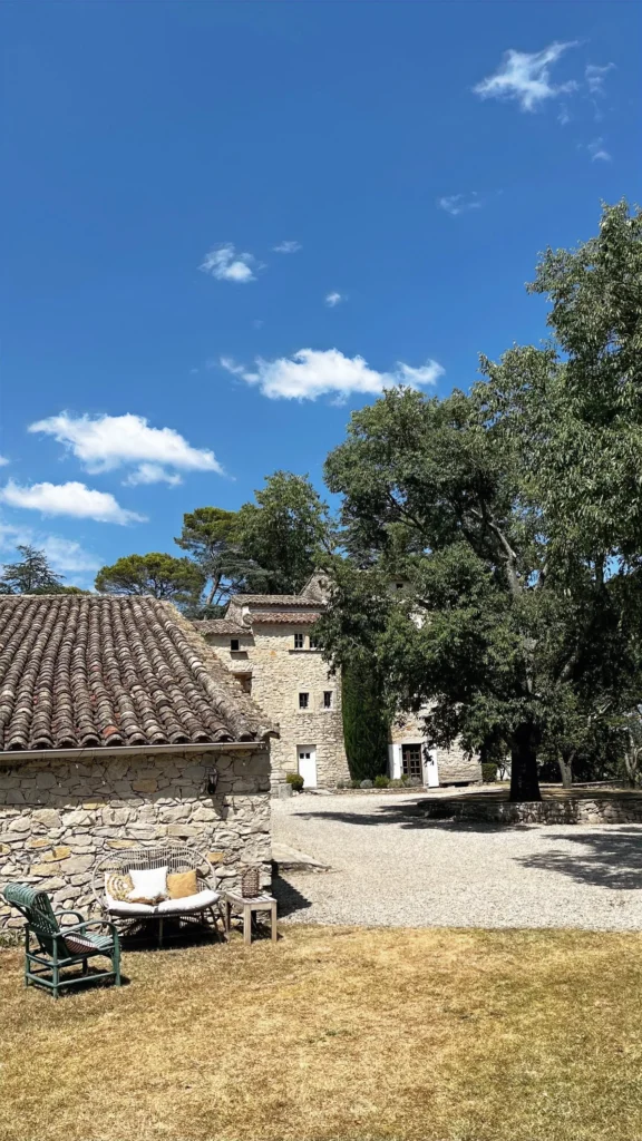 Domaine de Bonelli parc exterieur mariage Conqueyrac