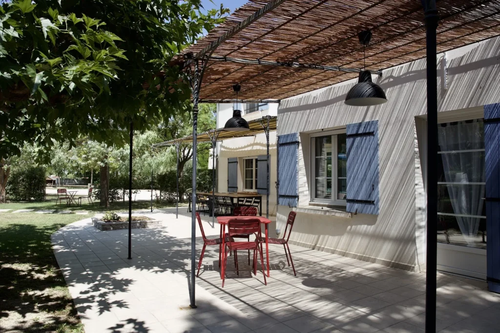 Mas de Cerier - exterieur - Saint-Gilles (Gard)